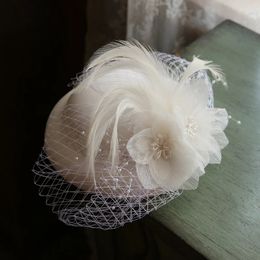 Elegant Ladies White Pink Blue Satin Flower Fascinator Hair Clip Feather Pearl Bead Wedding Hat Vintage Cocktail Headpieces 240430