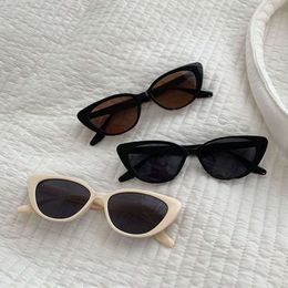2024 Kedi Göz Kadın Güneş Gözlüğü Vintage Küçük Çerçeve Güneş Gözlükleri Marka Tasarımı Açık Gözlük UV400