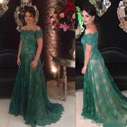 Klänningar Scalloped Mermaid Evening Green Bateau Kort ärmar Lace Sweep Train Plus Size Custom Made Prom Party Glänningar Formella OCN -slitage