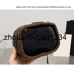 CF Outdoor Luxury chanellies Designer Famous Sacoche Large Capacity Clutch 18*12 Channeles cc bag