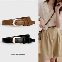 ries 100 pieces of super leather belt model for women with 2023 new womens pin buckle fashion decoration denim belt cowhide simple J240506