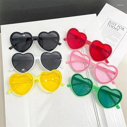 Sunglasses Summer Fashion Heart Shape Female Candy Colour Punk Eyeglasses Big Frame Sun Shades Glasses Vintage Trendy Eyewear