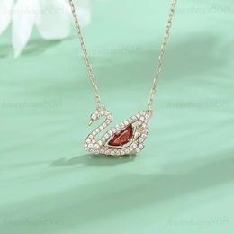 Fashion Womens Diamond Necklace 14K Gold Swan designer necklace Diamond Pendant INS Style Designer Necklace emotional Gift Jewelry for Women to Express Their LoveD