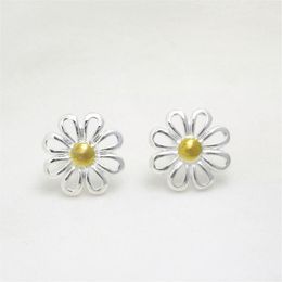 Stud Earrings 2Pc Fashion Daisy Chrysanthemum Flower Geometry Simpler Copper Silver Colour Woman Party Gift Daily Jewellery