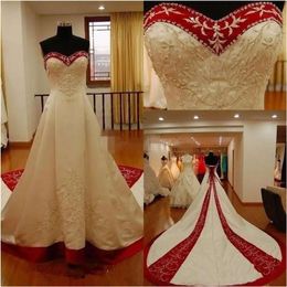 Kleider 2020 und Vintage Stickerei Perlen Elfenbein dunkelrote Satin Kathedrale Zug Schatz Ausschnitt Hochzeitskleid Vestido de Novia