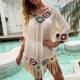 Women Beach Wear Domen Domen per estate La spiaggia copre 2023 Outlet da bagno In Web Lagingid Lazy Flower Smock Smock Swimsuit Tunics Y240504