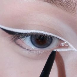 Eyeliner LongLasting White Eyeliner Pencil Waterproof Smooth QuickDry No Blooming Eye Liner Pen Professional Woman Eyes Makeup Cosmetic