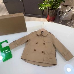 Luxury baby Tench coats kids designer clothing Double breasted design child jacket Size 100-160 CM Plaid splicing girl boy windbreaker 24April