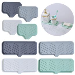 Dishes Self Draining Soap Bar Holder Silicone Kitchen Sink Soap Dish Sponge Tray Counter Caddy Organizer for Dish Soap Dispenser