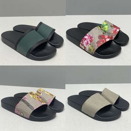 Frauen Männer Sandalen Gummi-Rutsch-Slipper-Designer Kausaler Rutschrutschen Sommerflip Flops Outdoor-Plattform Pantoffeln Größe 4-12.5 mit Box 311