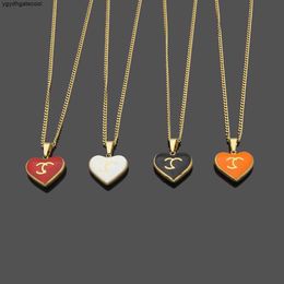 Designer Black White Orange Red Heart Pendant Choker Necklace Elegant Love Gold Sier Rose 316L Stainless Steel C Engrave Fashion Jewellery Gift 2024