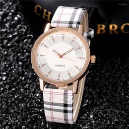 Wristwatches Fashion Women's Quartz Watches Black White Dial Analogue Ladies Wristwatch Leather Strap Casual Simple Female Clock Montre Femme