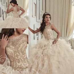 Quinceanera Ruffles Katmanlı Şampanya Organze Boncuklu Elbiseler Boncuklu Tatlı 16 Balo Elbise Pageant Resmi OCN GİYE GÜZEL YAPI