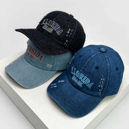 Ball Caps New Men Woman Broken Style Letter Embroidery Baseball Hats Casual Sunshade Breathable Denim Snback C Versatile Fashion Retro J240506