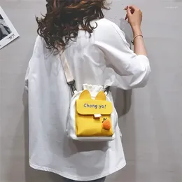 Shoulder Bags 2024 Arrivals Women's Canvas Chinese Letter Decorative Radish Cute Design Versatile Women Student Flap