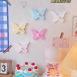 Decorative Figurines Ins Wind Simple Small Fresh Butterfly Hook Girl Heart Bedroom Room Wall Decoration Entrance Door Key Hanging