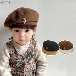 Шляпы кепков корейский детский брет осень теплые шерстяные шапки для мальчиков и девочек ретро твердый цвет ins медведь детские художники Художник шляпа wx
