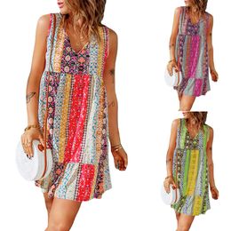 Chic and Comfortable Women's Solid Color Polyester V-Neck Floral Printed Mini Dress with Patchwork AST8429