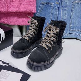 Channeles new Boots first Designer Shoes layer 2023 cowhide high top shoes tied round head thick sole casual shoes tide Martin boots European station ZT0G