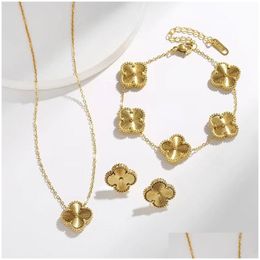 Pendant Necklaces Classic 4 Four Leaf Clover Designer Jewellery Sets Diamond Shell Fashion Women Bracelet Earrings Necklace Valentines D Dhevz