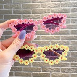 Sunglasses Children's Girls Cute Flower Sun Glasses Travelling Outdoor Beach Sunshades Vintage Daisy Eyewear Kids Gift Xmas