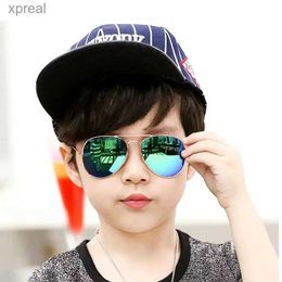 Solglasögon barngränsfria solglasögon barns metallram ovala solglasögon pojkar utomhus reseglas Uv400 oculos de sol wx