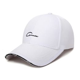 Hat Men and Women Spring Summer Baseball Hipster Wild Black White Leisure Travel Sun Protection Cap 240426