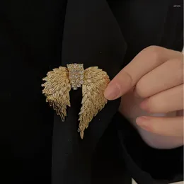 Brooches Punk Brooch Vintage Wing Rhinestone Elegant Suit Coat Corsage Fashion Jewelry Accessories For Men Women