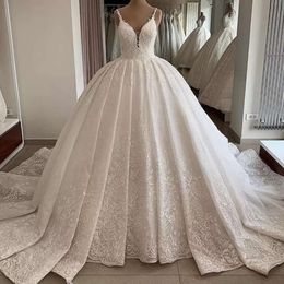 Sukienki ślubne wspaniałe suknia dla bucików ślubnych sukienki spaghetti Strapy zamiatać pociąg koronkowy aplikacja haft haft na zamówienie vestido de novia plus size