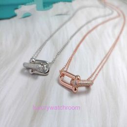 Luxury Tiifeniy Designer Pendant Necklaces High Edition V-Gold Horseshoe Necklace Simple and Versatile Classic Full Diamond U-shaped Double Ring for Women