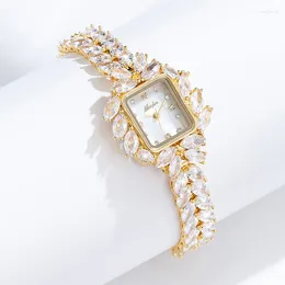 Wristwatches Bling Iced Out Cz Stone Quartz Watch For Women Hip Hop Women's Watches Fashion Ladies Wristwatch Gold Elegante