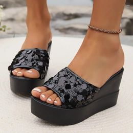 Slippers 2024 Ladies Summer Fashion Sequin Designer Women's Shoes Simple Solid Colour Thick Sole Wedge Beach Party High Heels