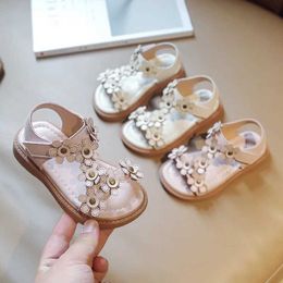 Sandals Childrens Open-toe Cute Flowers Casual Sandals 2022 New Versatile Flat Kids Fashion Hook Loop Japanese Style Girls Cute Shoes