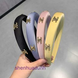 2023 New High Head Top Hair Hoops for Women with a Quality and Versatile Western Style Card Design Headwear Internet Red Letter Headbands