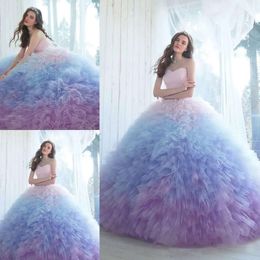 ドレスボールQuinceanera 2019 Gown Tiered Muliticolored Skirts恋人ネックラインレースアップスウィート15 16フォーマルプロムページェントドレス