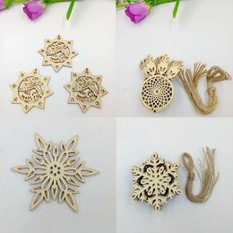 Decorative Figurines 10pcs/pack Wood Chips Hollow With Rope Wooden Craft Snowflake Pendant Laser Cut Heart Shape Wedding Decoration Tools