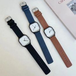 Wristwatches Fashionable Middle School Student Watch Women's And Men's Korean Square Ins Style Electronic Niche Light Luxury Quartz