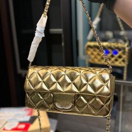 10A Fashion Pearl Emblem Classic Women Capacity Holder Large Hardware Flap Wallet Card Crossbody Designer Gold 25CM Trend Shopping Bag Skxl