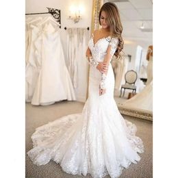 Długie rękawy syrena ślubna wspaniałe sukienki koronkowa suknia ślubna z aplikacjami z koralikami kryształy zamiataj pociąg na zamówienie w rozmiarze v szat de mariee