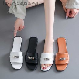 Fashion Original h Designer Slippers New Summer Fairy Style Slippers Womens Lock Buckle with Square Flat Bottom Beach Sandals Womens with 1:1 Brand Logo