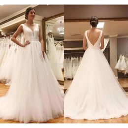 Satinklänningar Tyll Sheer V Neck 2020 Backless Sweep Train Modest Beach Country Wedding Bridal Gown Custom Made Vestido de Novia Estido