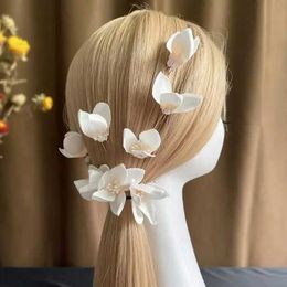 Headbands Fashion Women Wedding Bride Pearl Hair Pin White Flower Hair Clip Bride Headwear Wholesale Q240506