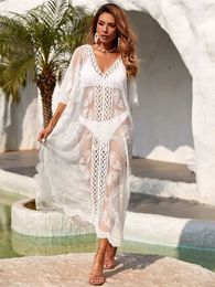 Women Beach Wear 2022 New Crochet White Lace Knitted Beach Cover Up Dress Tunic Long Pareos Bikinis Cover Ups Swim Robe Plage Beachwear Cover up Y240504