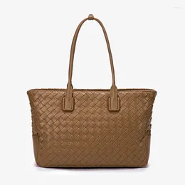 Shoulder Bags Woven Large Handbag For Women Soft Luxury Designer Female Purse Vintage Style Business Laptop Bag Shopping