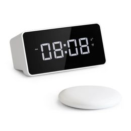 Clocks Vibration Speaker Table Alarm Clock Bed Shaker Deaf USB Charger Large Dimmable LED Screen New