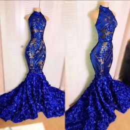 Royal Blue Dresses 2020 Prom Mermaid Sequins Handgjorda blommor Halter ärmlös Custom Made Evening Gown Formal OCN Wear