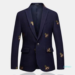 Fashion- Mens One Button Blazer Bee Embroidery Wedding Smart Casual Slim Fit Jacket High Quality Big Size 6XL Navy Blue Clothes Male 229H