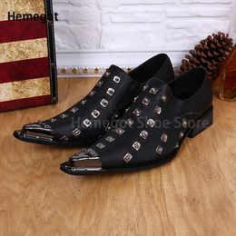 Casual Shoes Rivet Decoration Men's Leather Pointed Toe British Style Blingbling Rhinestone Breathable