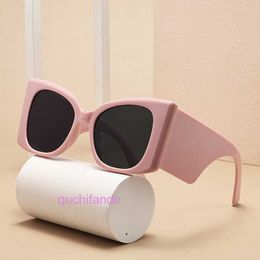 Classic Brand Retro Yoisill Sunglasses Personalised thick leg box sunglasses fashionable mens and womens UV resistant plain face shading