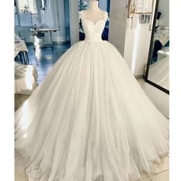 Ballgown 가운 신부 스트랩 드레스 레이스 아플리케 연인 목선 맞춤형 아랍어 웨딩 가운 멍청이 de novia s